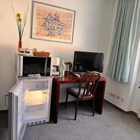 Budget For Workers Private Toilet & Free Parking Apartment