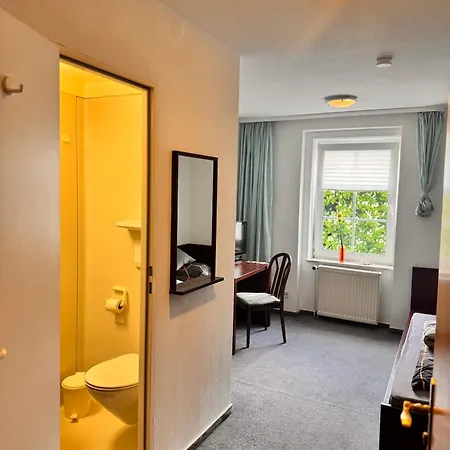 Budget For Workers Private Toilet & Free Parking Apartment